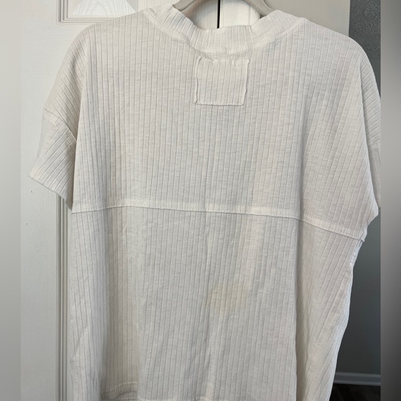 Casual white blouse - Picture 4 of 5